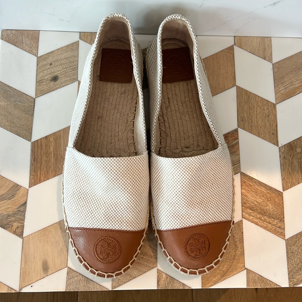 Tory Burch Espadrilles Flats, excellent condition, worn twice, size 7 1/2